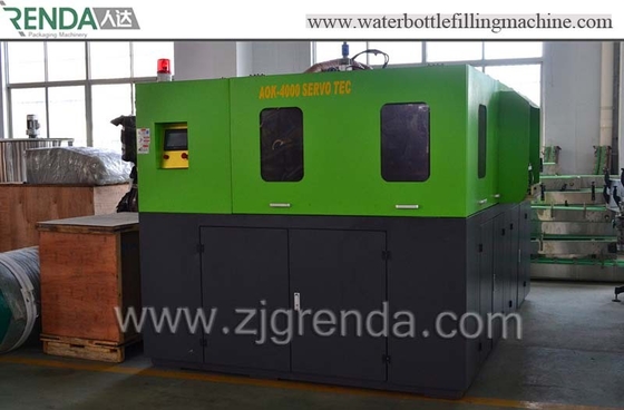 Customized Extraction Bottle Blowing Machines 2000 - 4000 BPH Simple Structure